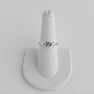 Trinity 3 Stone CZ Ring Band Round Clear Cubic Zirconia Silver Tone Size 7.25